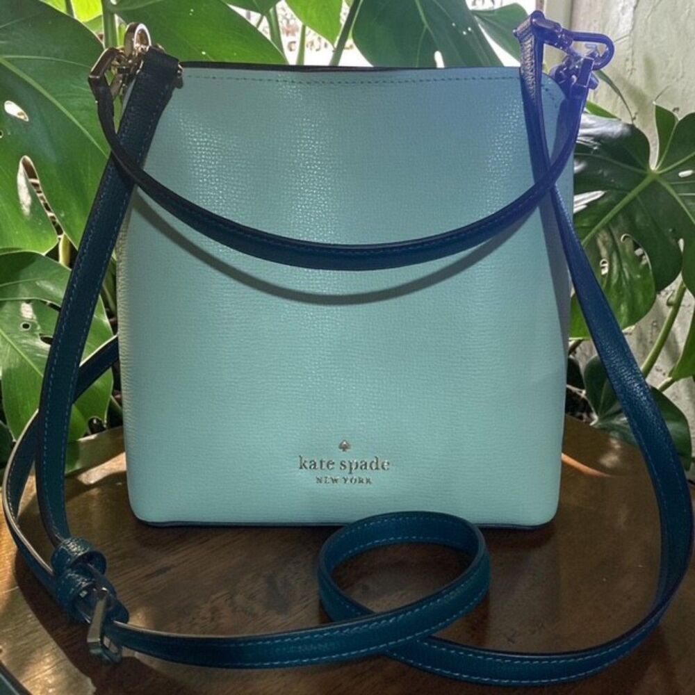 Kate Spade Darcy Small Bucket Bag AQUA EUC